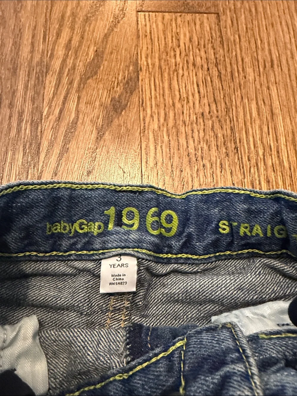 Toddler Boys GAP 1969 straight leg jeans - medium wash